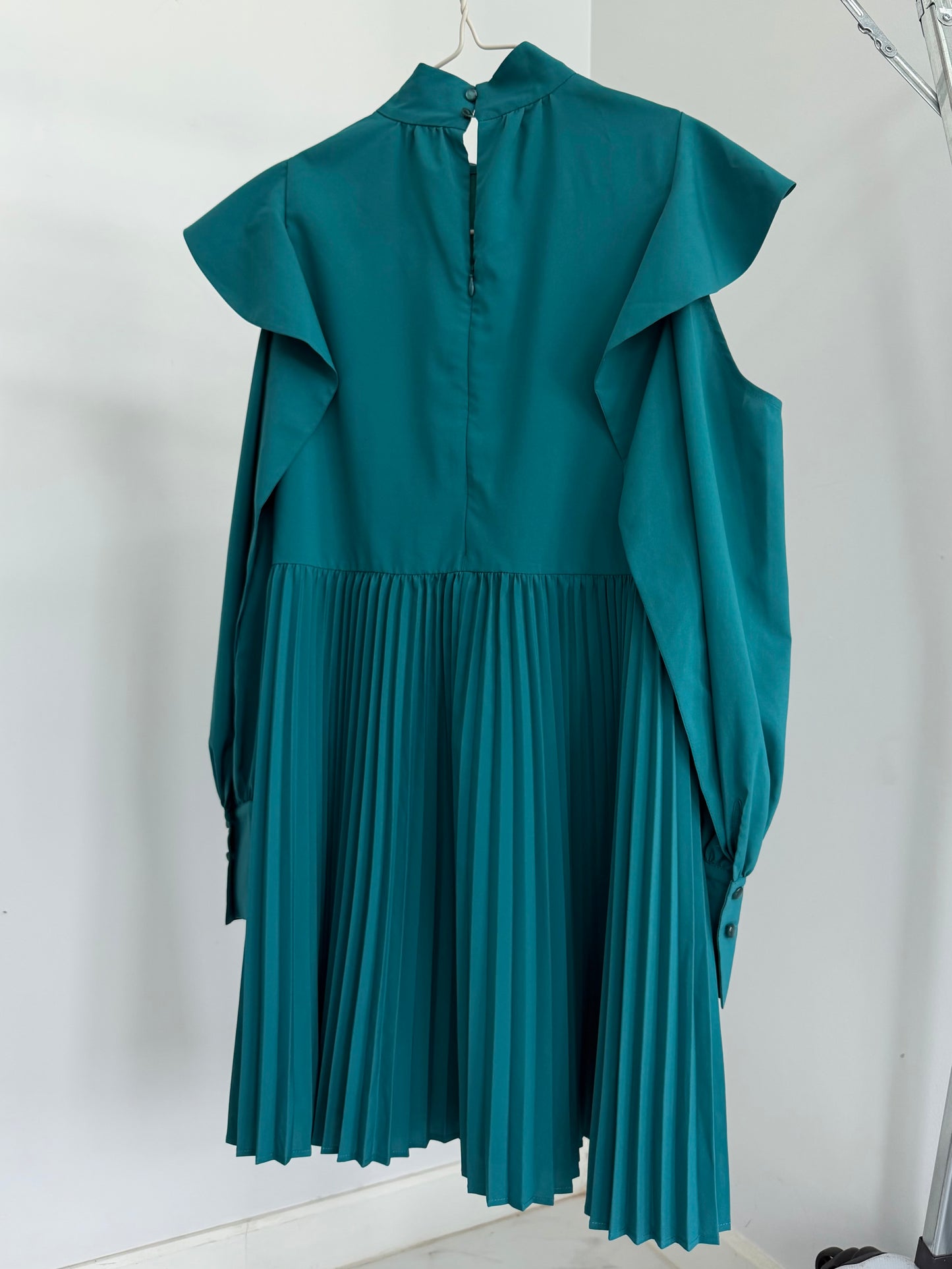 RIENDA Open Shoulder Dress